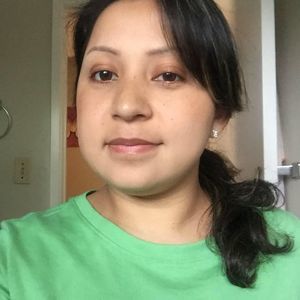 Meet your Posher, Rebeca
